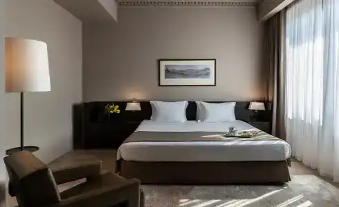 Njv Athens Plaza - 65