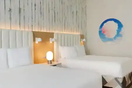 Radisson Blu Anaheim - 12