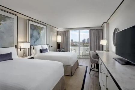 Loews Miami Beach - 28