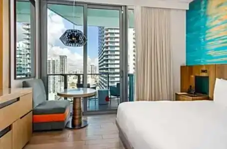 East Miami - 50