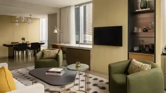 Four Seasons at Yorkville - 45