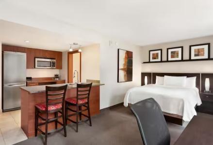Embassy Suites by Hilton - - 45