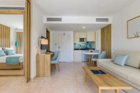 Zafiro Palmanova - 52