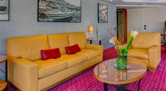Fairmont Grand Geneva - 60