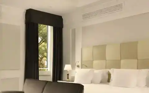 Splendide Royal - Small Luxury Hotels of the World - 76