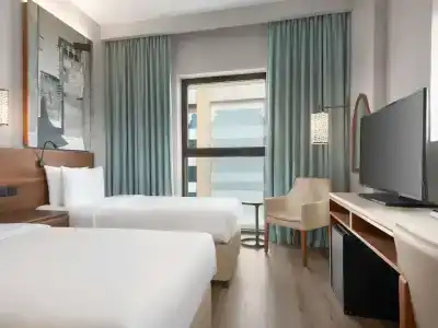 Super 8 by Wyndham Dubai Deira - 33
