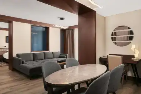 Sheraton Istanbul City Center - 15