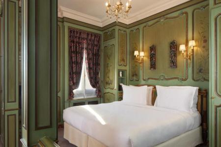Hôtel Raphael - 135