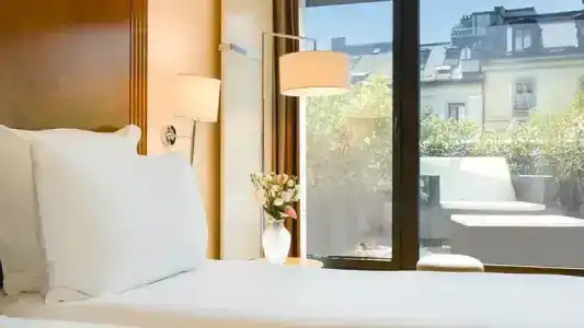 Warwick Geneva - 48