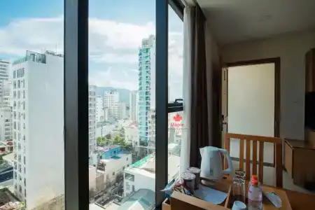Maple & Apartment - 132