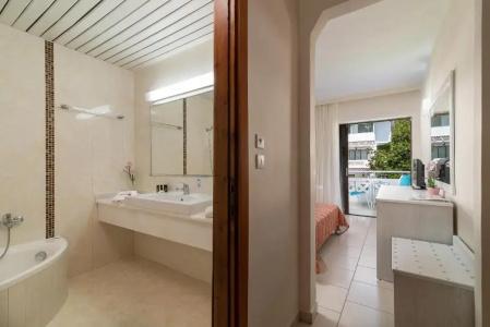 Porfi Beach - 42