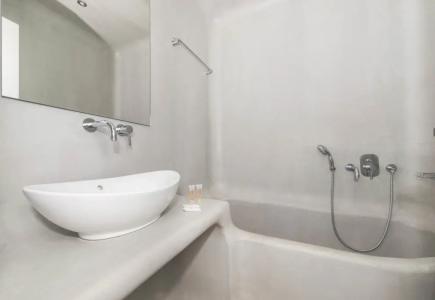Blue Waves Suites & - 142
