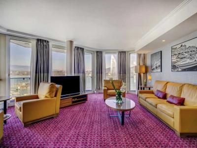 Fairmont Grand Geneva - 61
