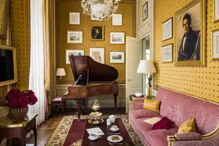 Ritz Paris - 100