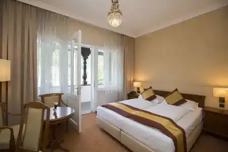 Sacher Baden - 33