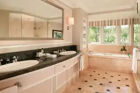 The Beverly Hills - Dorchester Collection - 109