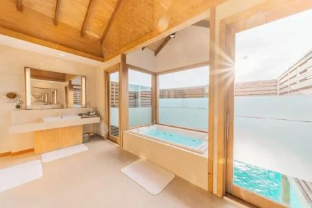 Hideaway Beach Resort & Spa - 12