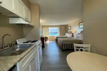 Polynesian Oceanfront - 42