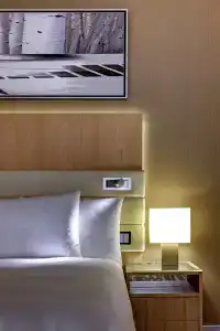 Hilton Frankfurt Airport - 37