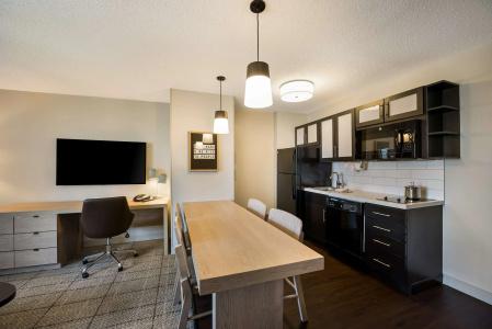 Sonesta Simply Suites Jersey City - 44
