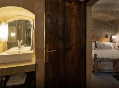 Grand Cave Suites - 61