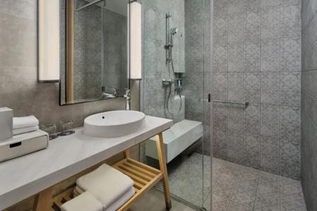 Four Points By Sheraton Phuket Patong Beach Resort - Sha Extra Plus - 34