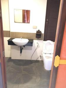 99 Residence Patong - 38