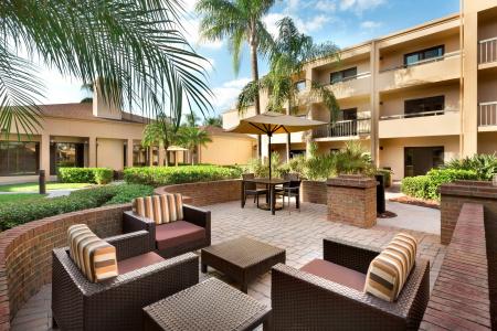 Courtyard Cape Coral - 17