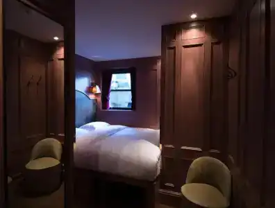 Mimi's Soho - 60