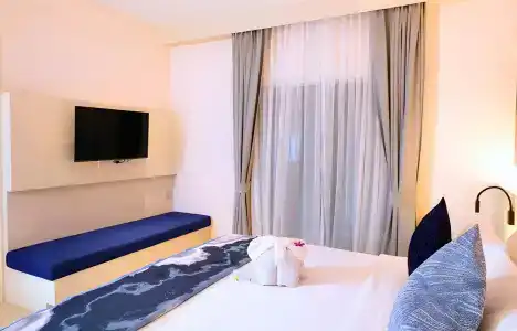 Amata Patong - 55