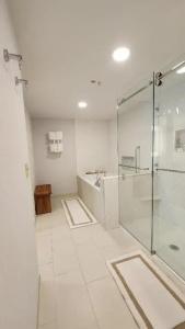 Hampton Inn & Suites by Hilton Miami Downtown/Brickell - 95
