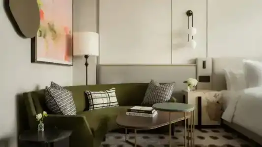 Four Seasons at Yorkville - 77