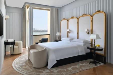 The Ritz-Carlton, - 42