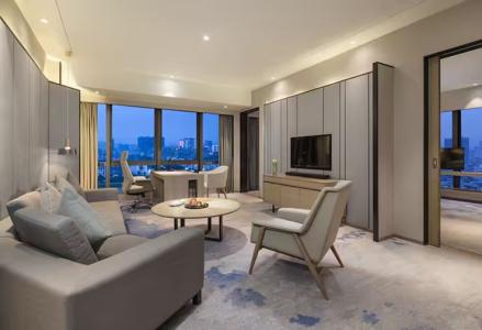 DoubleTree by Hilton Shenzhen Longhua - 56