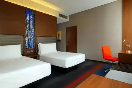 Aloft Me'aisam, Dubai - 4