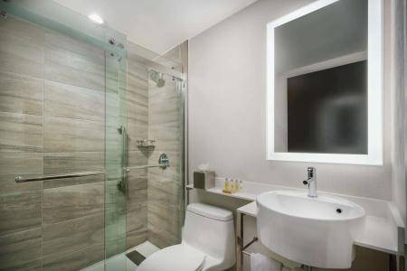 DoubleTree by Hilton New York Times Square South - 33