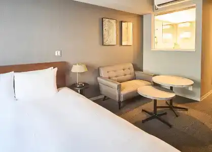 Roppongi S - 87