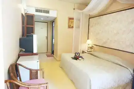 Riviera Resort - 46
