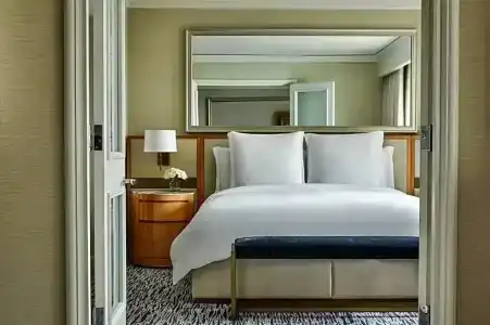 Four Seasons Chicago - 59