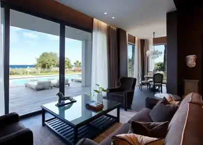 Pelagos Suites & Spa - 32