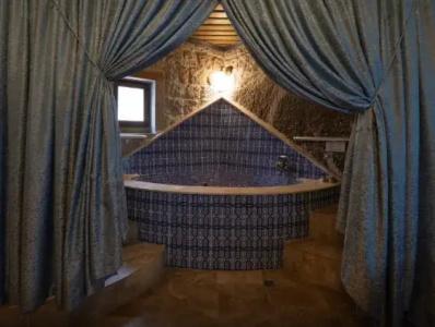 Grand Cave Suites - 179