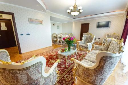 Phoenicia Grand - 82