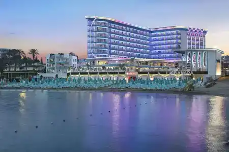 Granada Luxury Beach-Ultra All Inclusive - 11