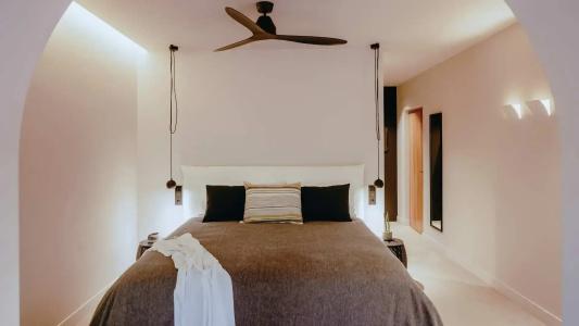 Minos Beach Art - 46