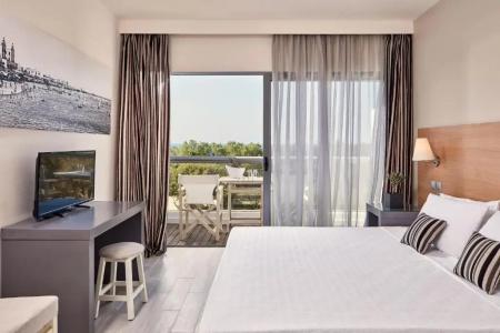 All Senses Ocean Blue Sea Side Resort - 74