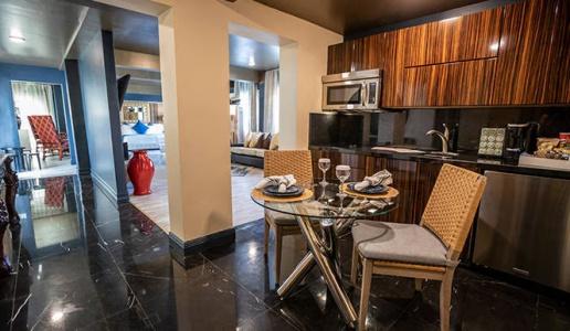 Riviera Suites - 79