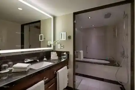 Conrad Istanbul Bosphorus - 42
