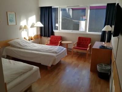 Dombåstun - 23