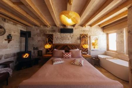 Azure Cave Suites - 90