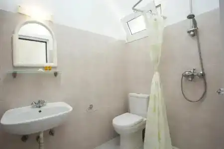 Dias Studios & Suites - 28